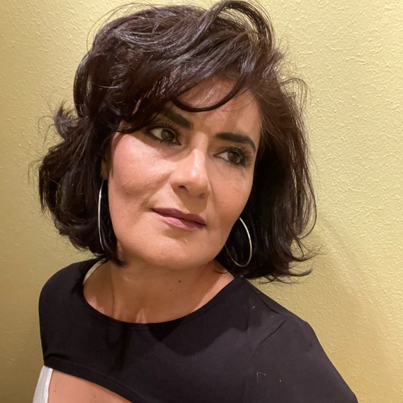 Meet your Posher, Bobbie - Picture 6 of 9